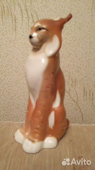 Статуэтка фарфоровая Рысь