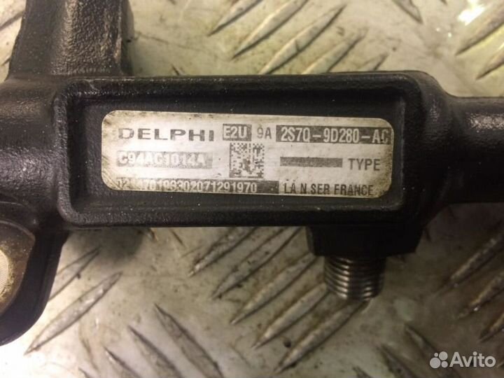 Рейка топливная Ford Mondeo 3 2s7q9d280ac