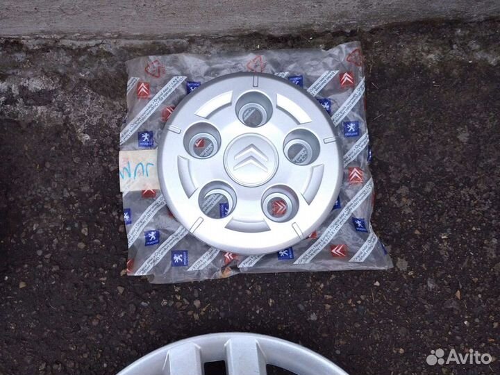 Колпак колеса Peugeot Citroen