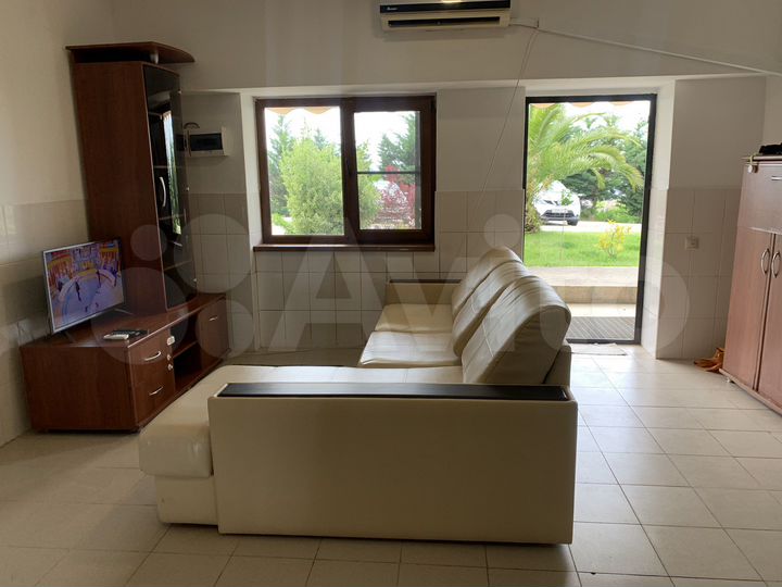 Квартира-студия, 35 м², 1/4 эт.