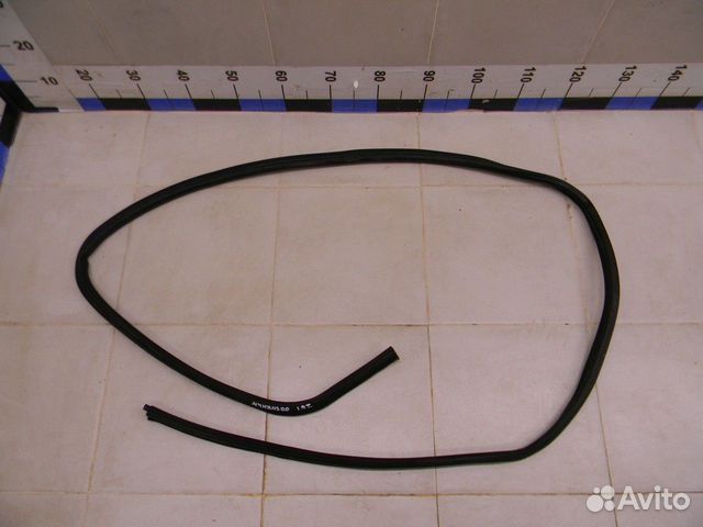 Уплотнитель багажника Logan 2005-2014