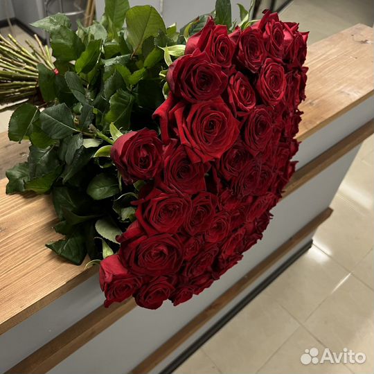 101 роза, букет цветов