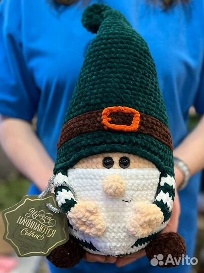 Вязаный гном