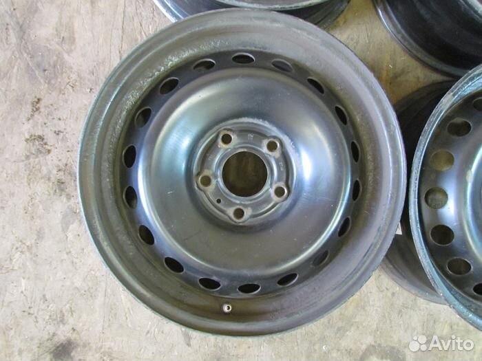 Диски Nissan R16 Штампованные 5x114.3 J6.5 S4