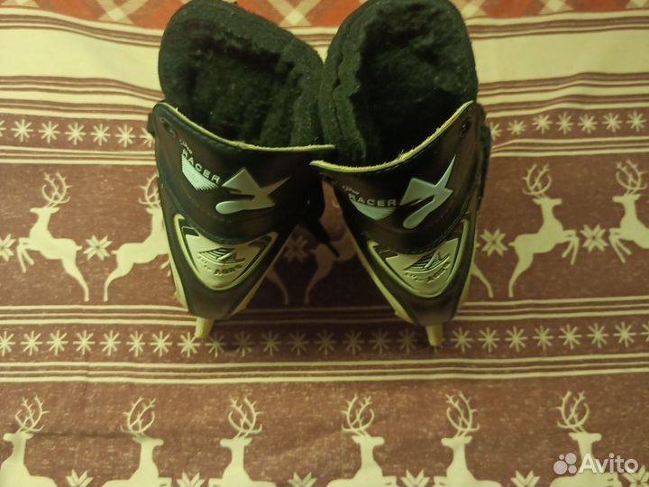 Коньки хоккейные не написан размер 38-40