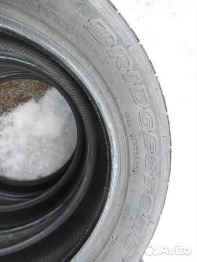 Bridgestone Alenza 001 215/60 R17