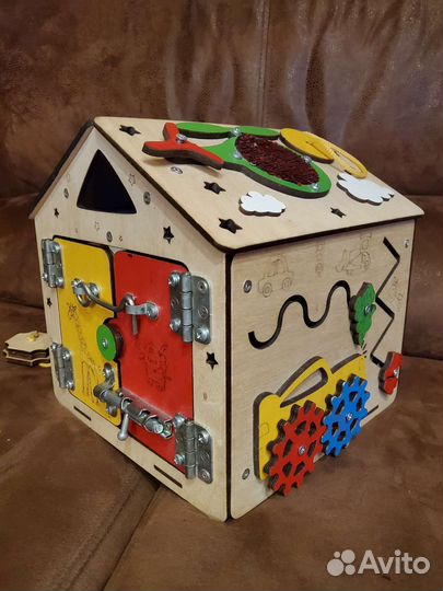 Развивающие игрушки 3+, 6+, 9+ и подарок покупател