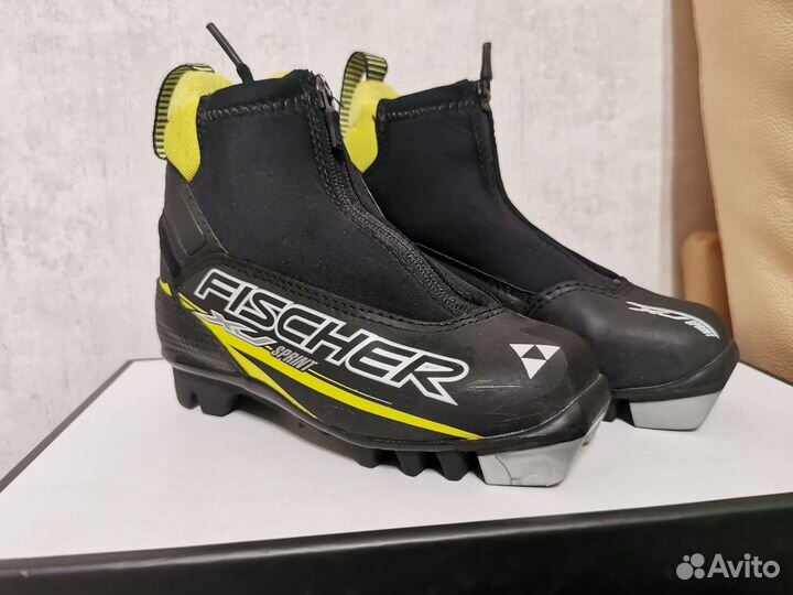 Лыжные ботинки fischer 31