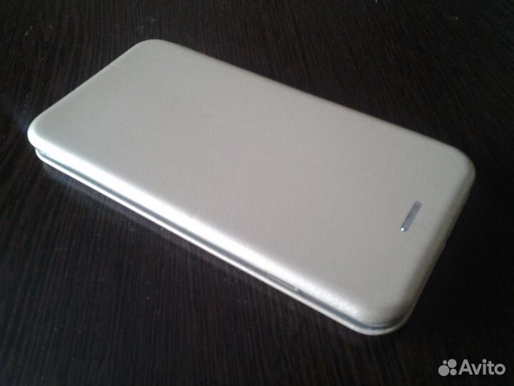 Чехол- книжка новая