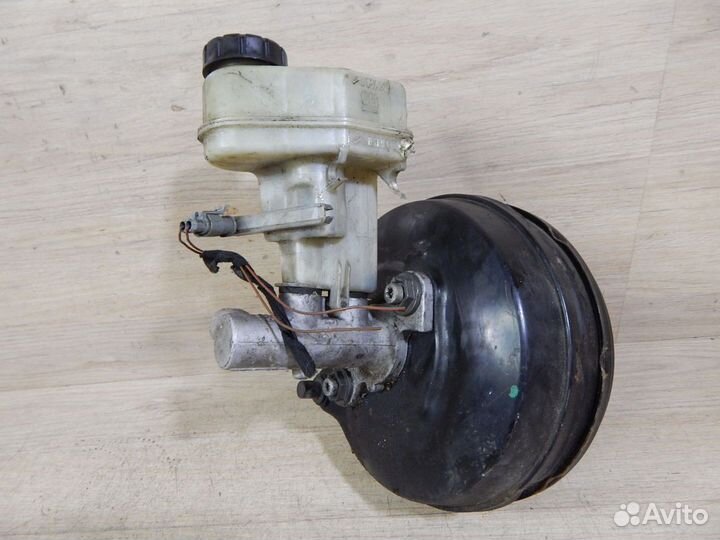 Вакуумный усилитель тормозов Opel Vectra C