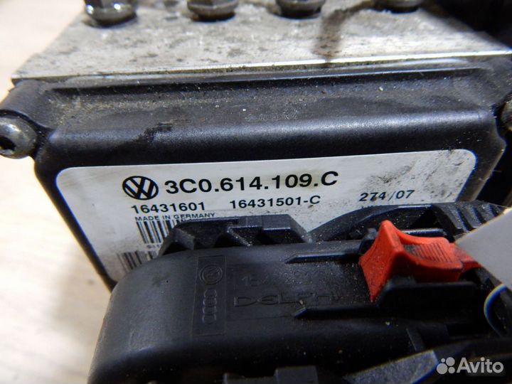 Блок ABS VW Passat B6