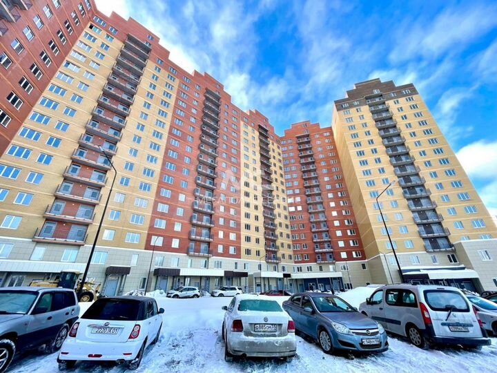 2-к. квартира, 66,8 м², 12/17 эт.