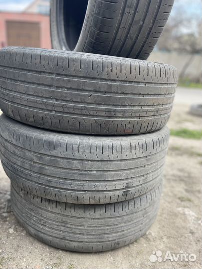 Continental ContiPremiumContact 5 225/60 R17