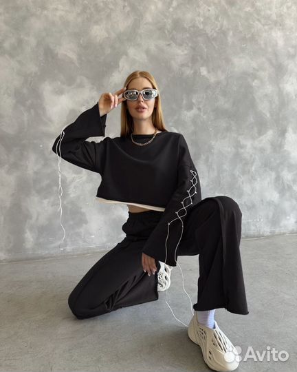 Спортивный костюм черный