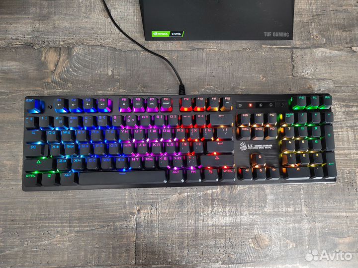 Механическая клавиатура Bloody B820R