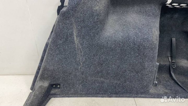 Обшивка багажника Skoda Rapid 2012-2020