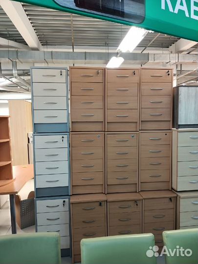 Тумбы приставные для столов, много Б.У