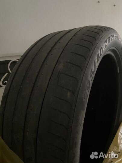 Pirelli P Zero 295/40 R21