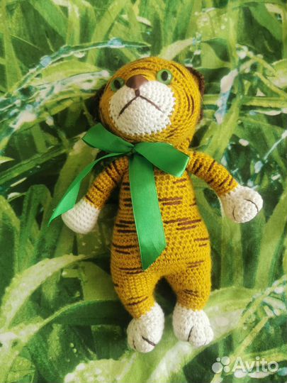 Вязаный кот