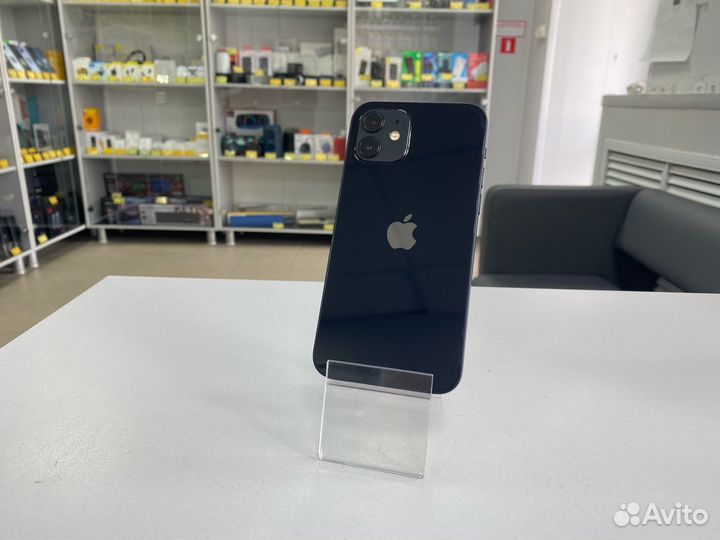 iPhone 12, 64 ГБ