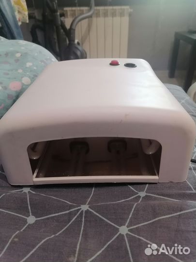 Лампа для ногтей