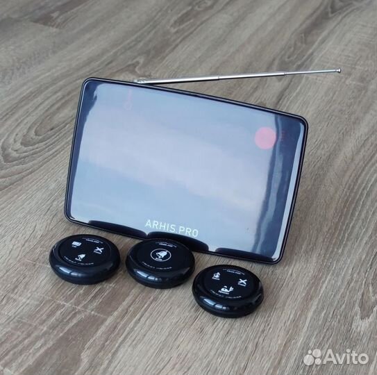 Табло и беспроводная кнопка вызова официанта