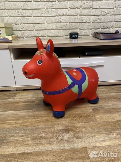 Резиновая игрушка попрыгун