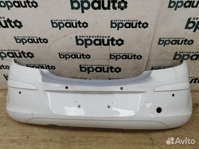 Бампер задний под маленький вырез выхлтрубы П