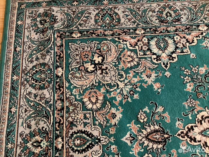 Ковер полушерстяной