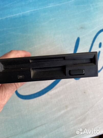 Дисковод 3,5