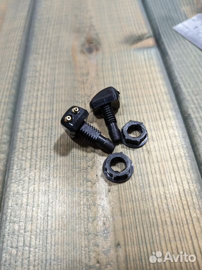 Форсунки омывателя лобового стекла универсальные