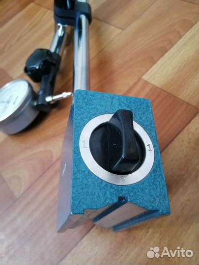 Штатив магнитный шм-IIH micron с индикатором micro