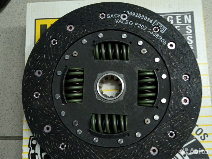 Диск сцепления BMW E34 номер 323024810