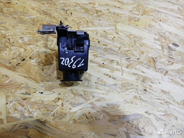 Замок зажигания Dodge Journey рест. 2009