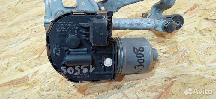 Моторчик трапеции дворников (стеклоочистителя)