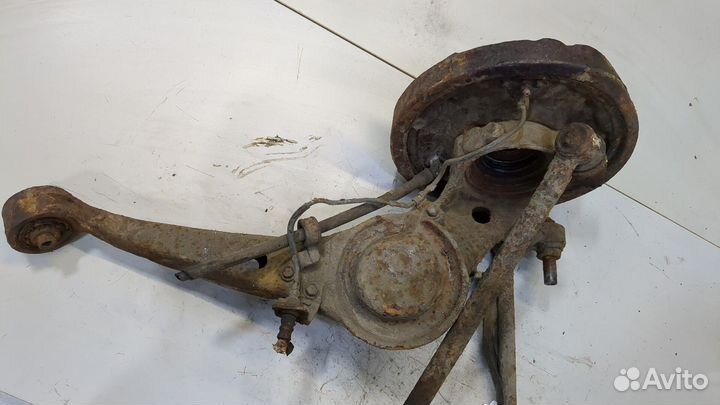 Ступица (кулак, цапфа) Toyota RAV 4, 1997