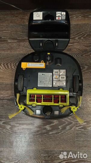 Робот пылесос lg