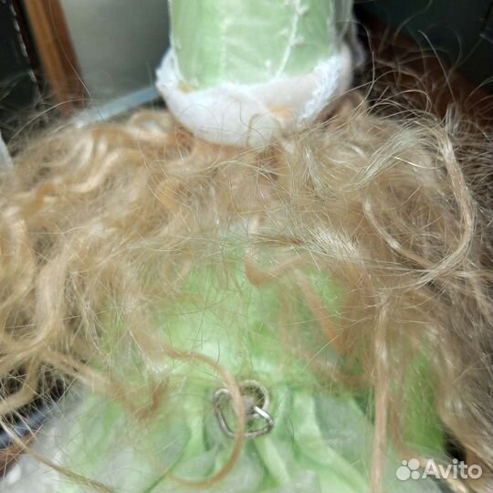 Кукла фарфор музыкальная механическая с заводом