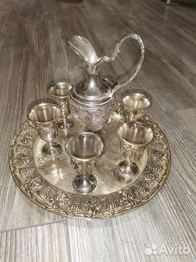 Набор графин и 6 рюмок на подносе