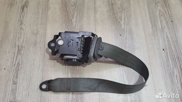 Ремень безопасности перед Kia Spectra Лев