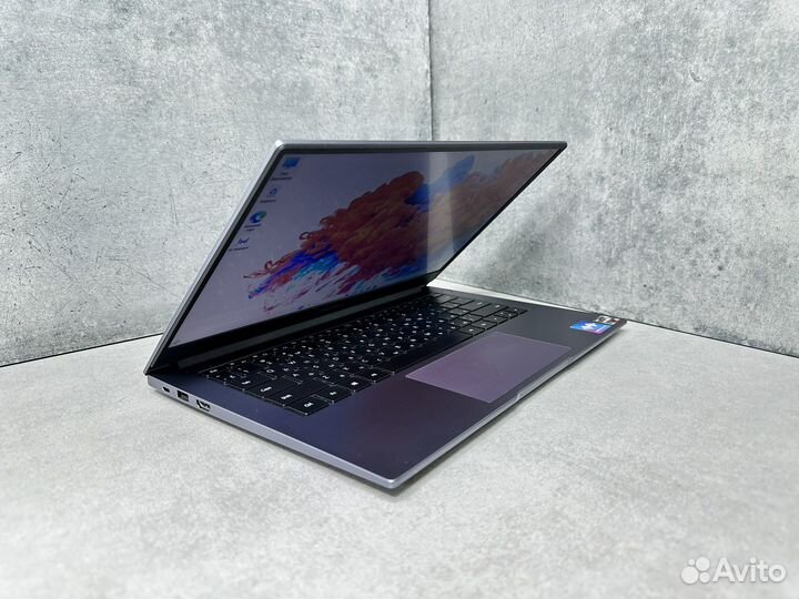 Honor Magic Book 14 Ryzen 5 Sony Vega 8 8/256