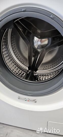 Стиральная машина узкая Samsung WW70J42G03W