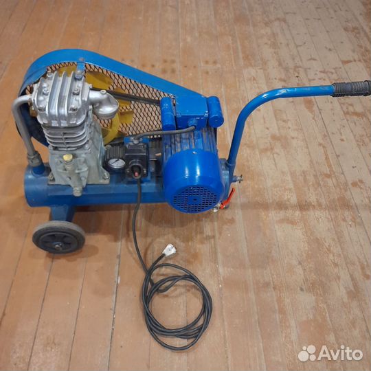 Воздушный компрессор