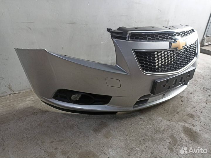 Бампер передний Chevrolet Cruze 2012 96832922