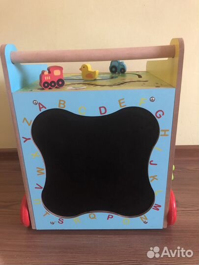 Деревянный бизикуб-каталка