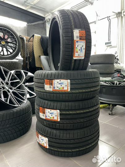 Tracmax X-Privilo TX3 235/40 R18 95Y