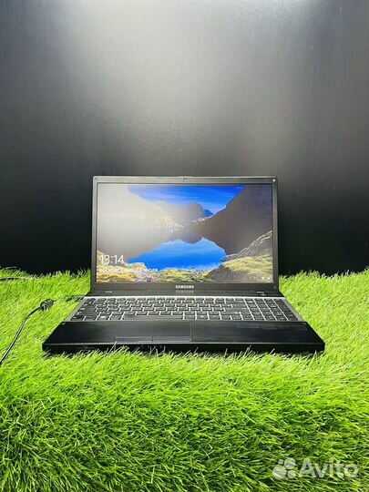 Ноутбук Samusng AMD A8-3530MX/500Gb/6gb ram