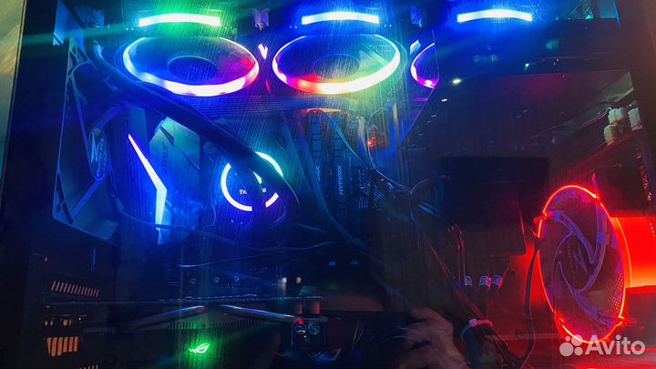 Продам почти новый игровой компьютер