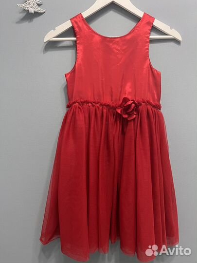 Нарядное платье