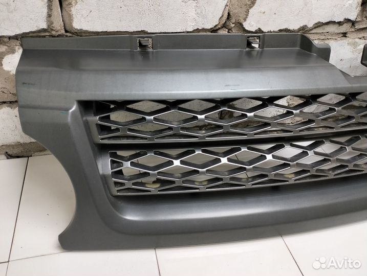 Решетка радиатора Range Rover Sport